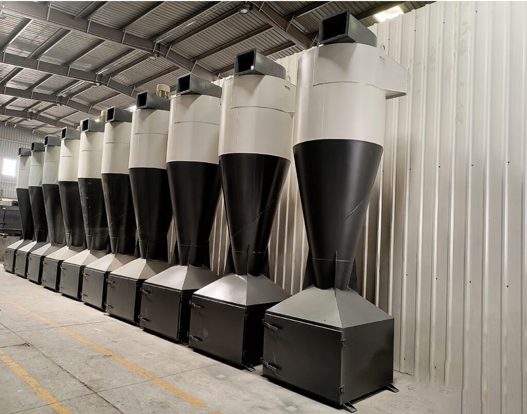 Cyclone dust collector